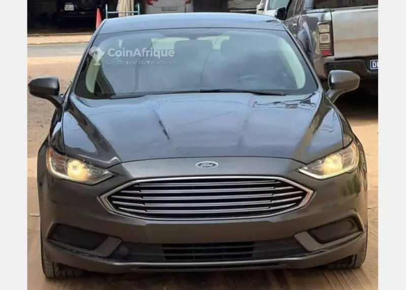 Ford Fusion   - 2017