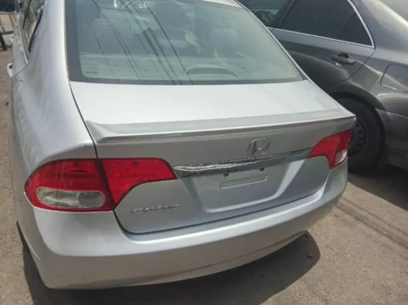 Honda Civic   - 2011