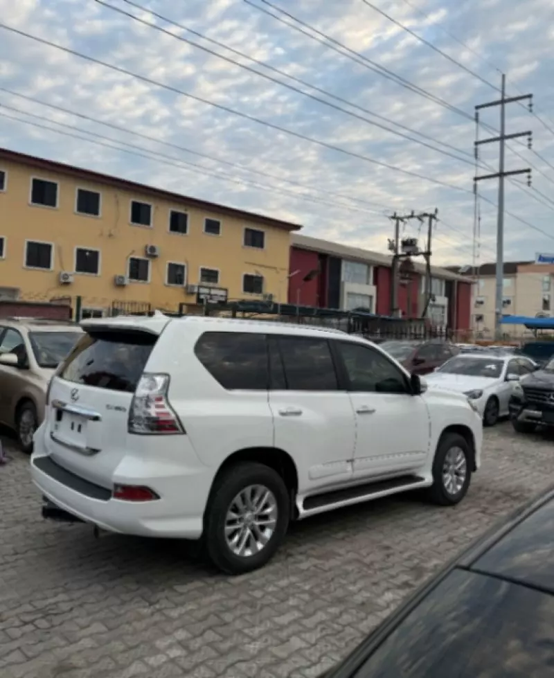 Lexus GX 460   - 2014
