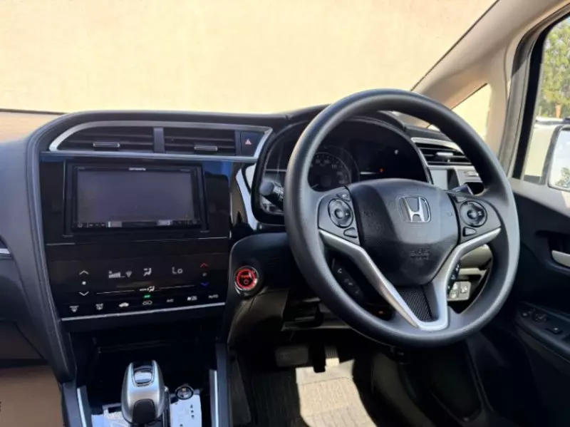 Honda Fit shuttle