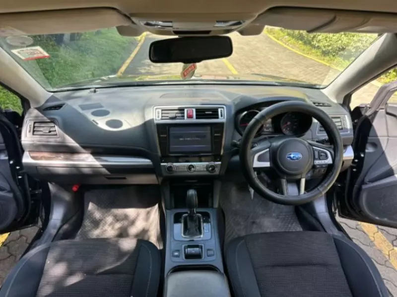 Subaru Legacy B4   - 2017