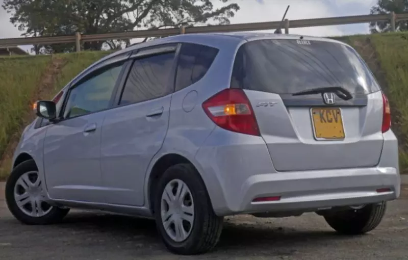 Honda Fit   - 2012