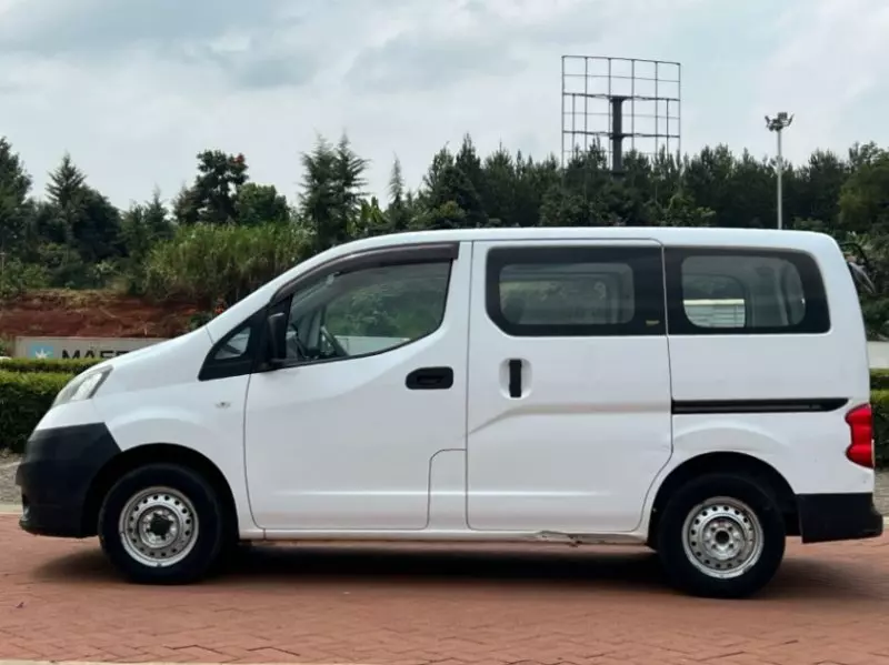 Nissan e-NV200   - 2014