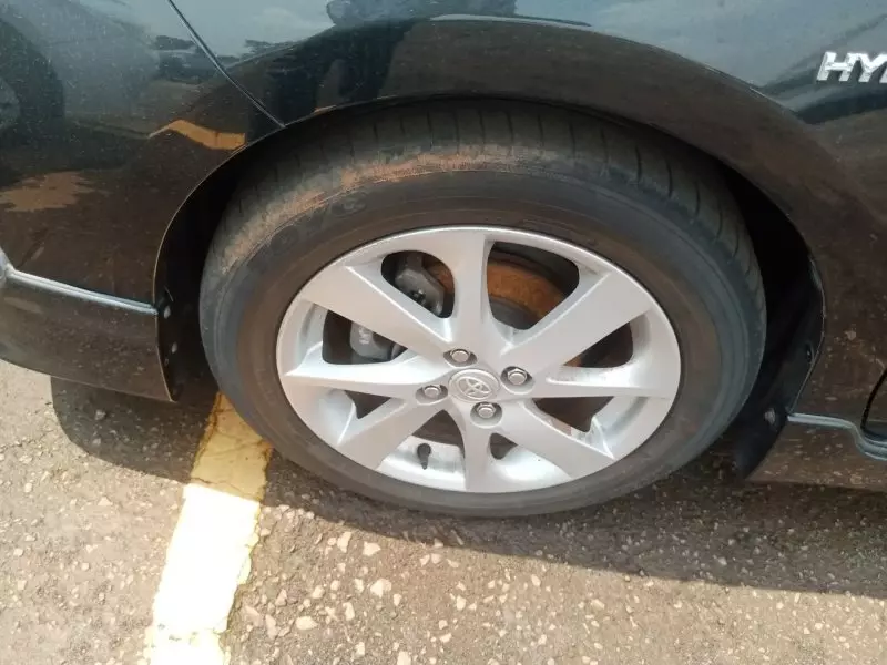 Toyota Aqua Hybrid   - 2012