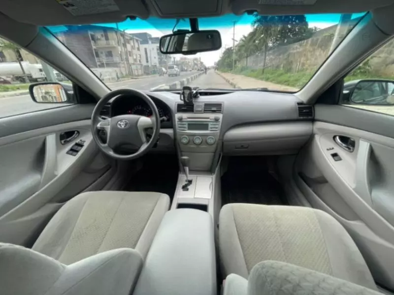 Toyota Camry   - 2008