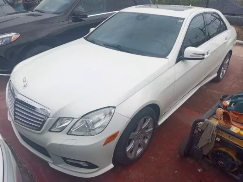 Mercedes-Benz E 350   - 2010