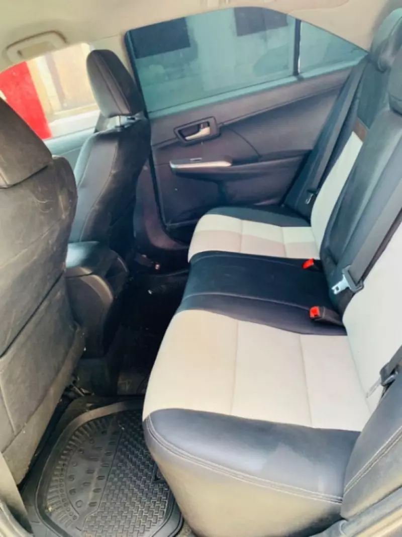 Toyota Camry   - 2013