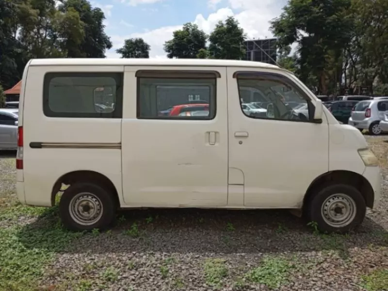 Toyota Town Ace   - 2012