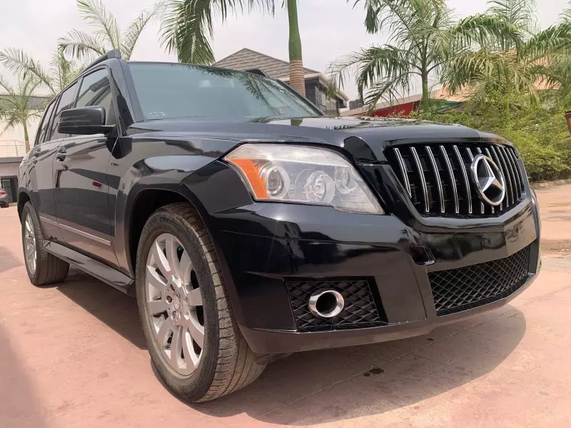 Mercedes-Benz GLK 350   - 2010