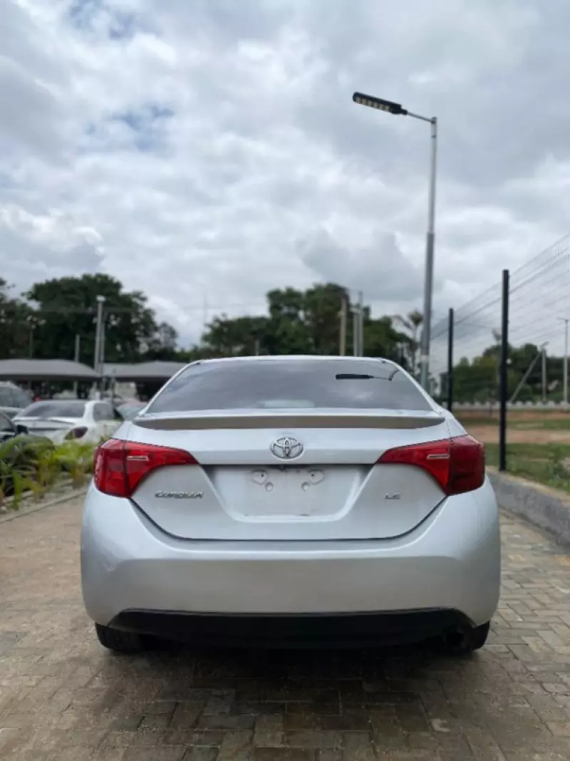 Toyota Corolla   - 2014