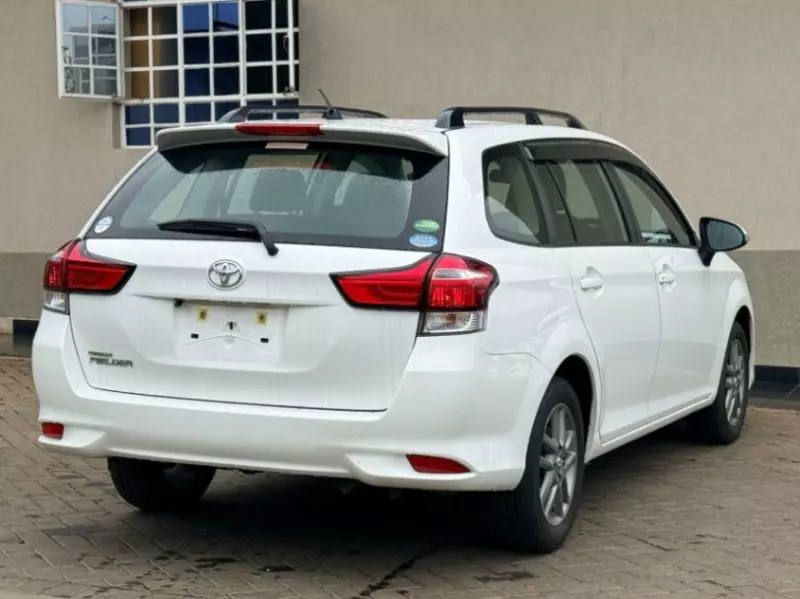 Toyota Fielder    - 2019