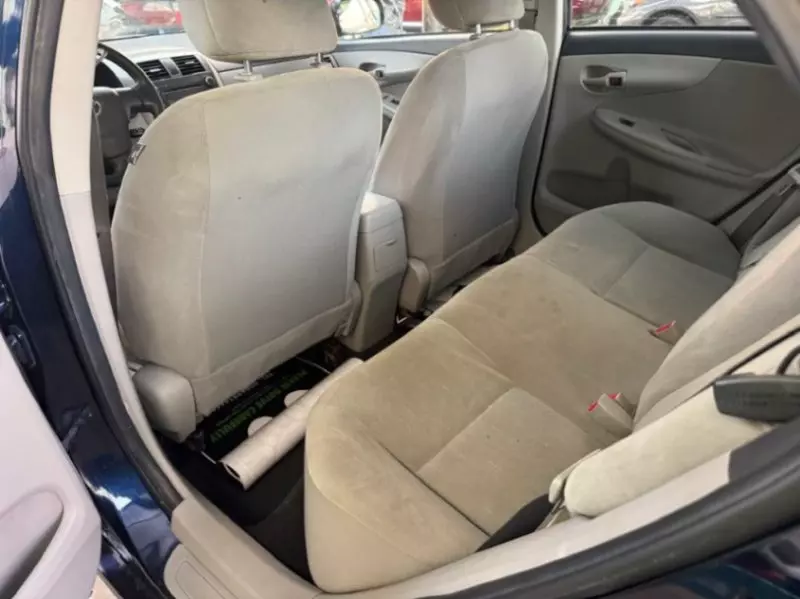 Toyota Corolla   - 2011