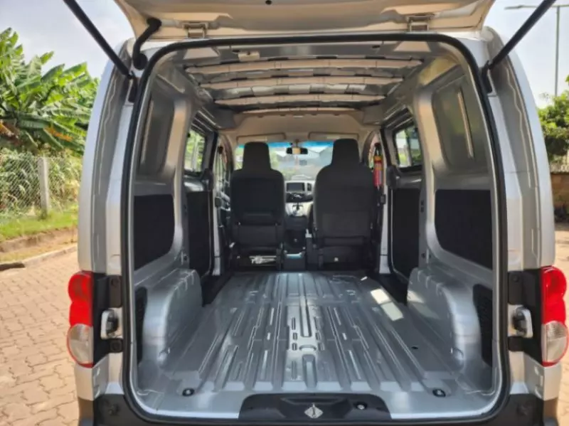 Nissan e-NV200   - 2017