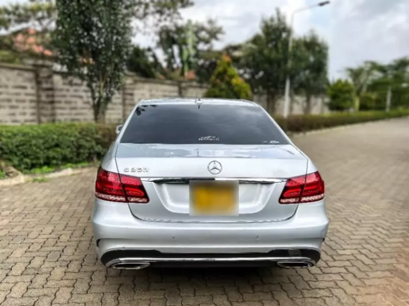 Mercedes-Benz E 250 - 2014