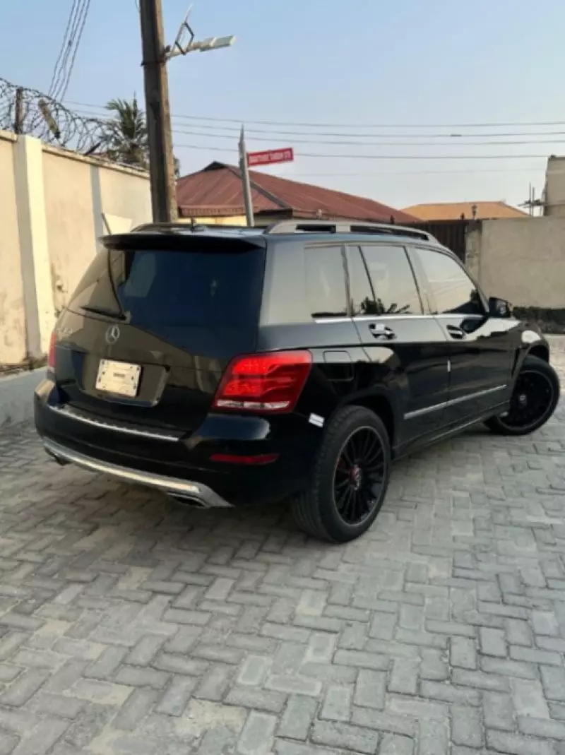 Mercedes-Benz GLK 350   - 2015