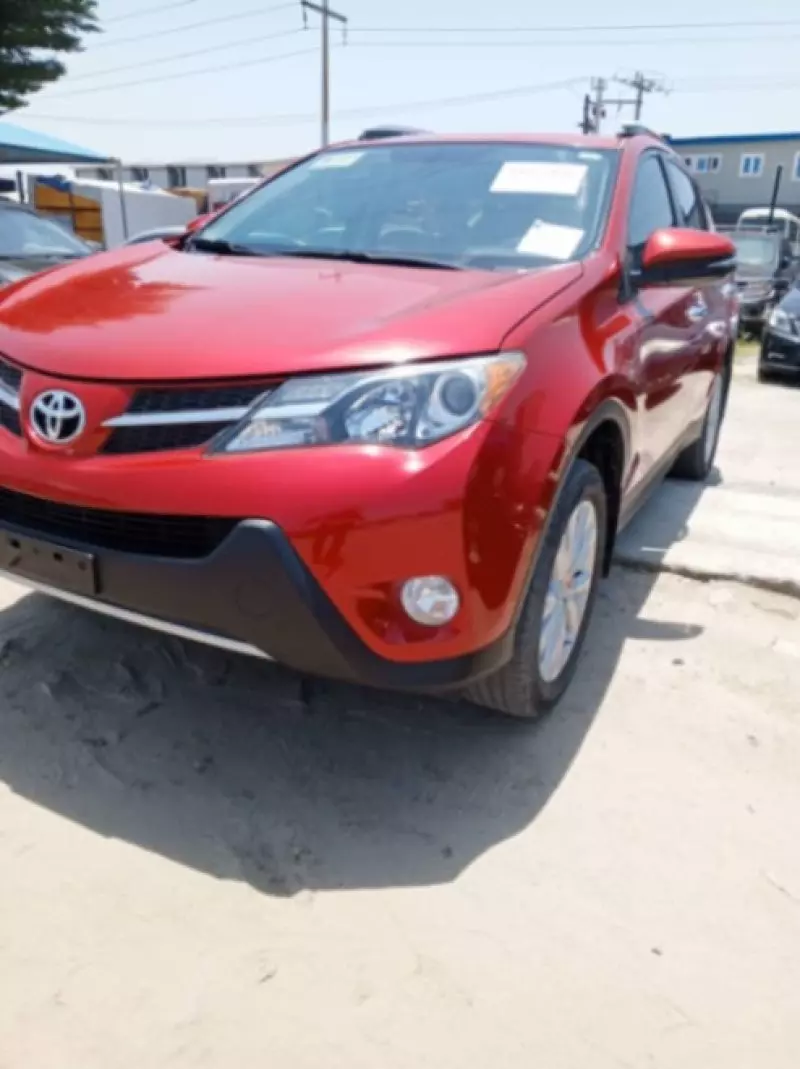 Toyota RAV4   - 2015