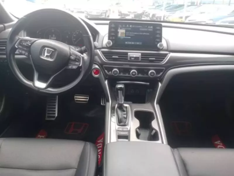 Honda Accord   - 2022