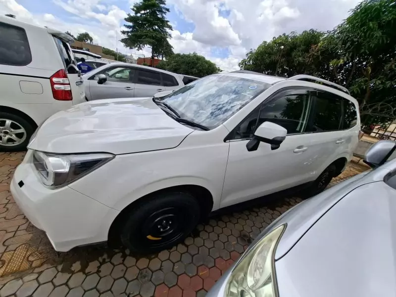 Subaru Forester   - 2015