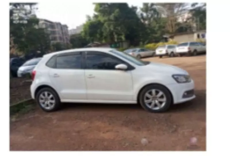 Volkswagen POLO   - 2010