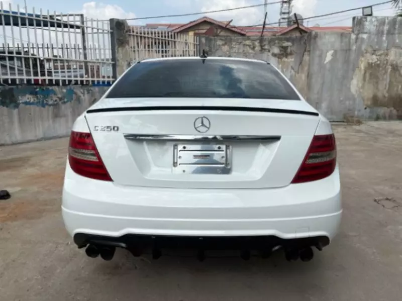 Mercedes-Benz C 250   - 2012