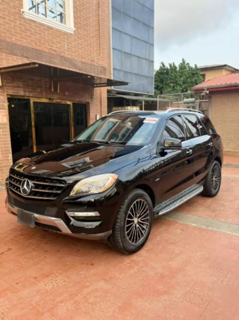 Mercedes-Benz Ml-class   - 2012
