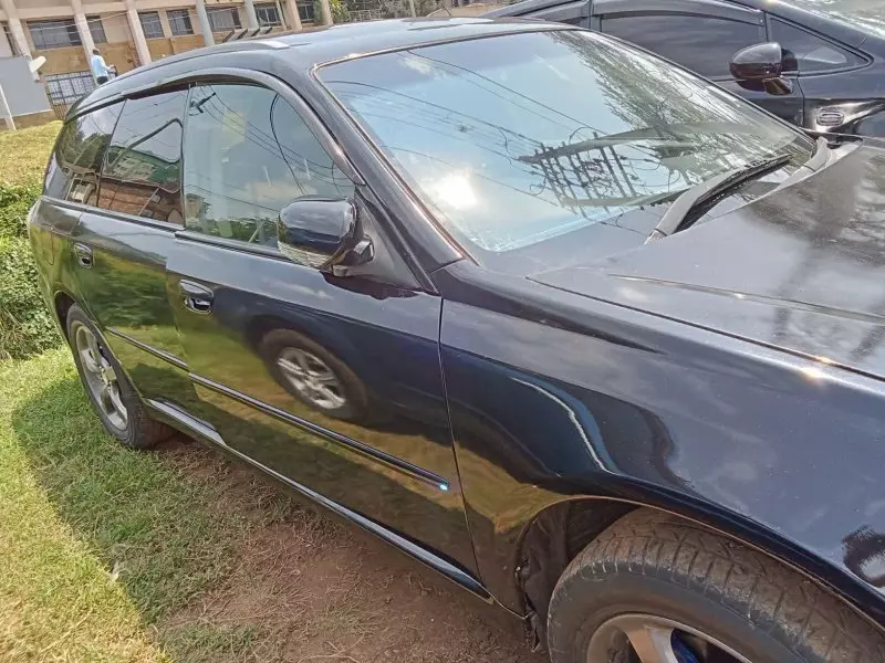 Subaru Legacy   - 2006