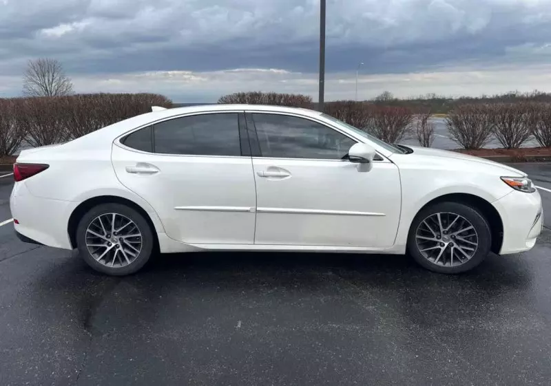 Lexus ES 350 - 2016