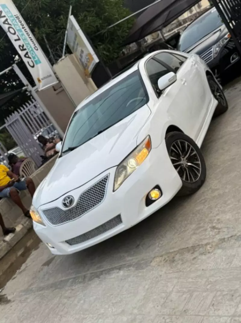 Toyota Camry   - 2007