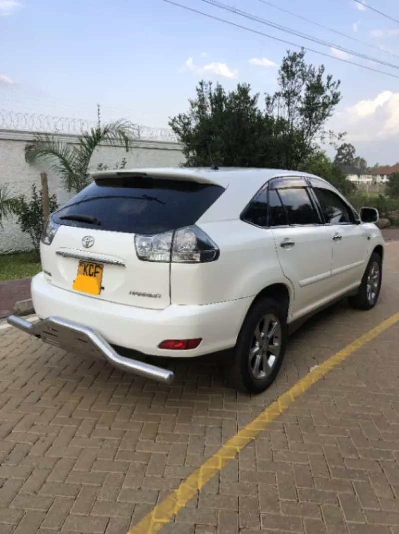 Toyota Harrier   - 2008