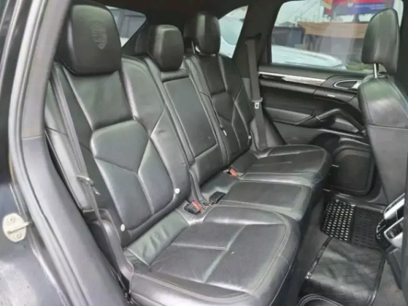 PORSCHE Cayenne   - 2013