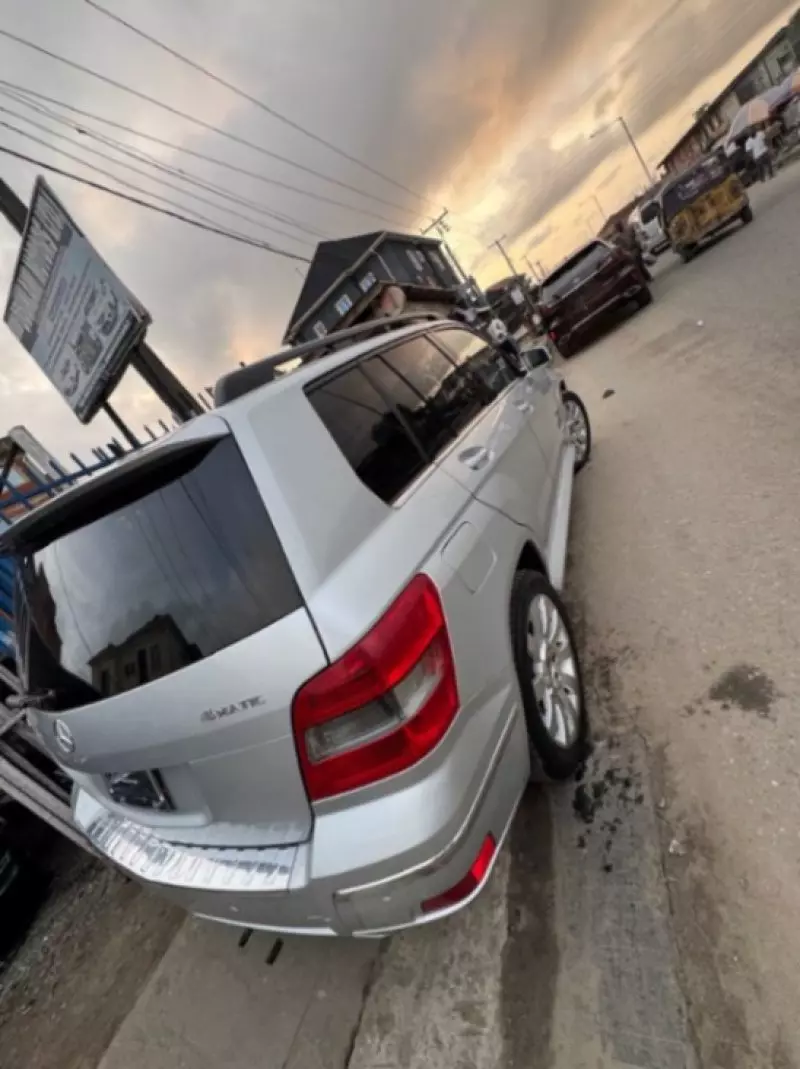 Mercedes-Benz GLK 350 - 2009