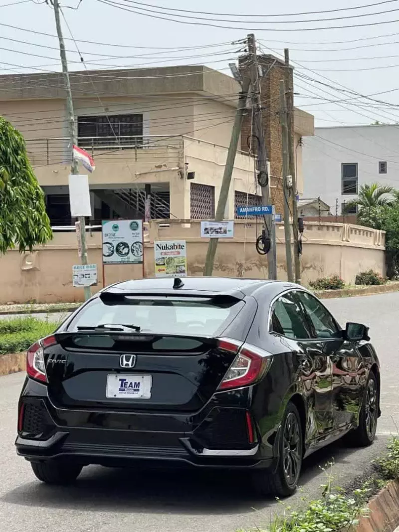 Honda Civic   - 2017
