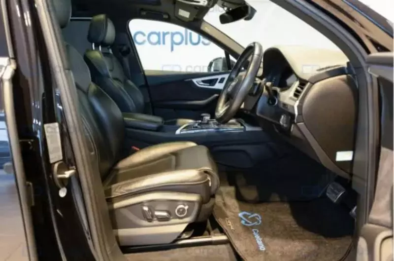 Audi Q7   - 2016