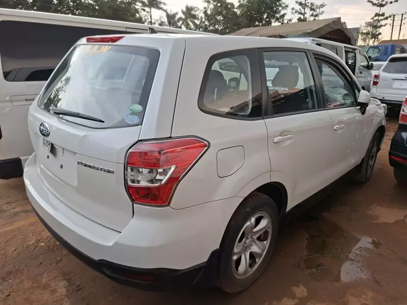 Subaru Forester   - 2014