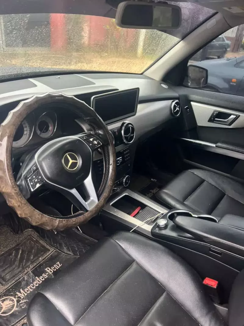 Mercedes-Benz GLK 350   - 2014