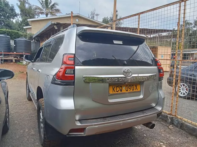 Toyota Landcruiser Prado   - 2014