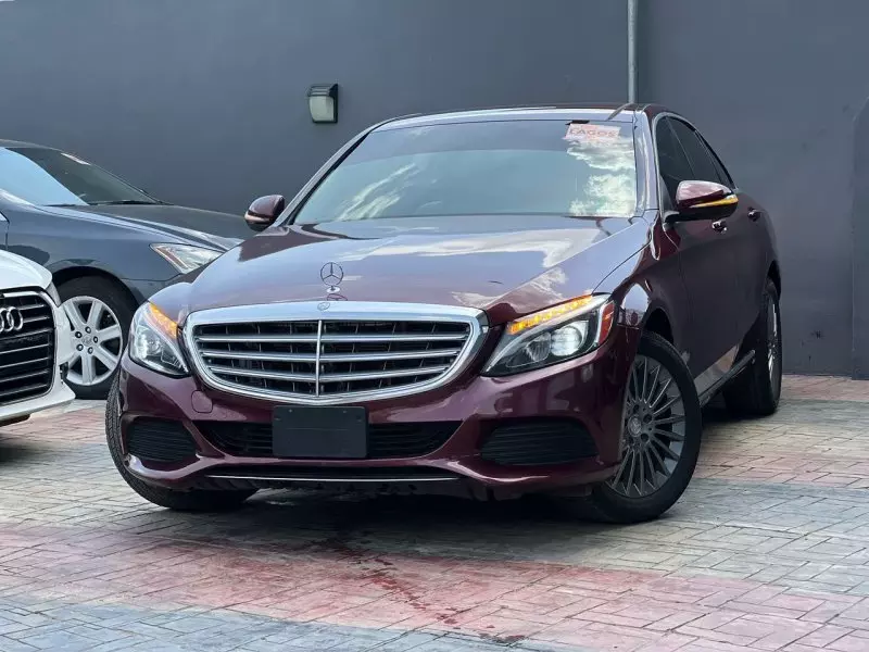 Mercedes-Benz C 300   - 2016