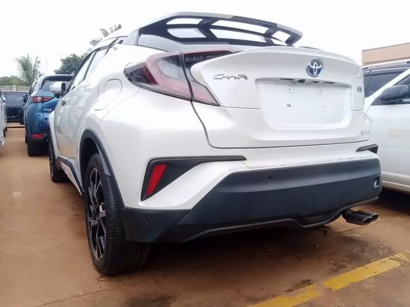 Toyota C-HR   - 2018