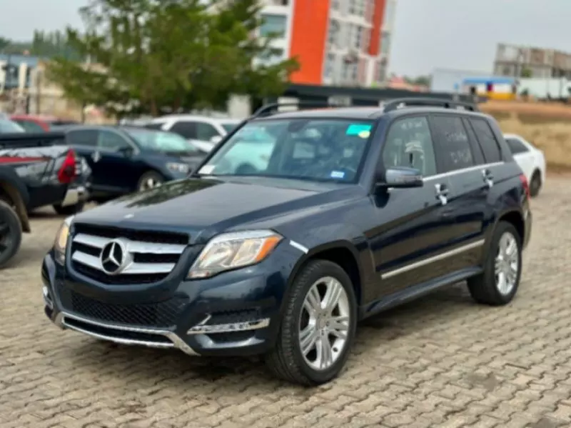 Mercedes-Benz GLK 350   - 2013