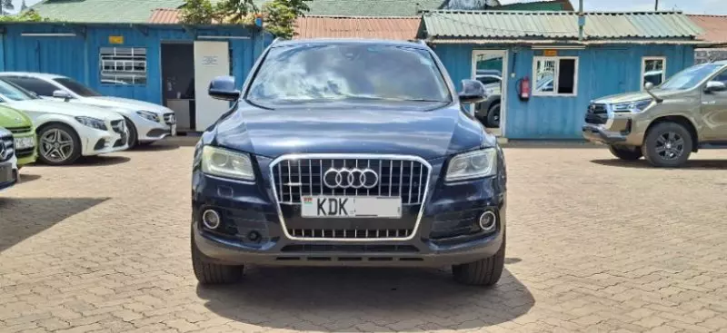 Audi Q5   - 2015