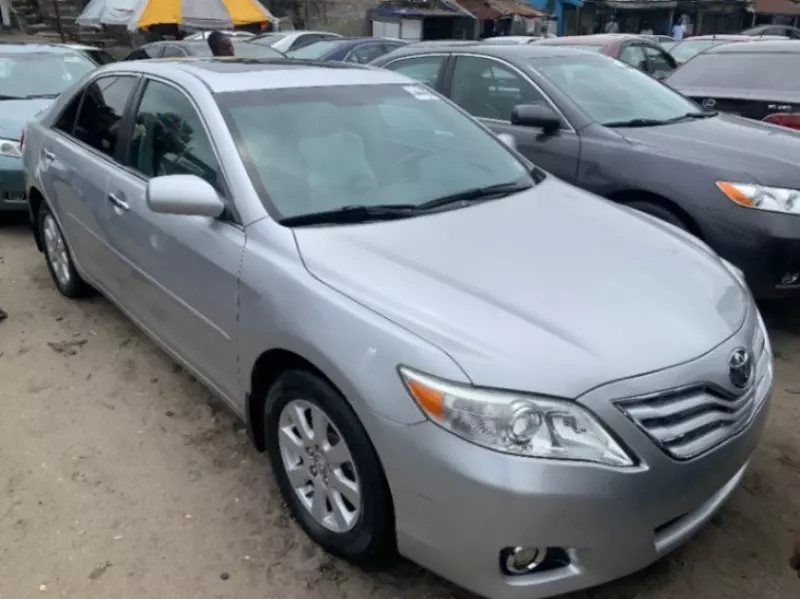 Toyota Camry   - 2007