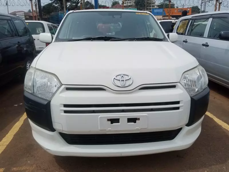 Toyota Probox    - 2016