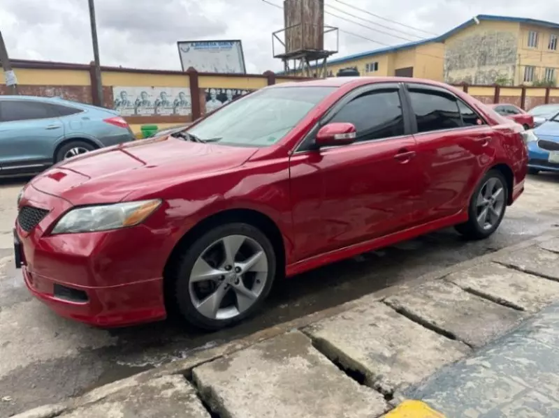 Toyota Camry - 2007