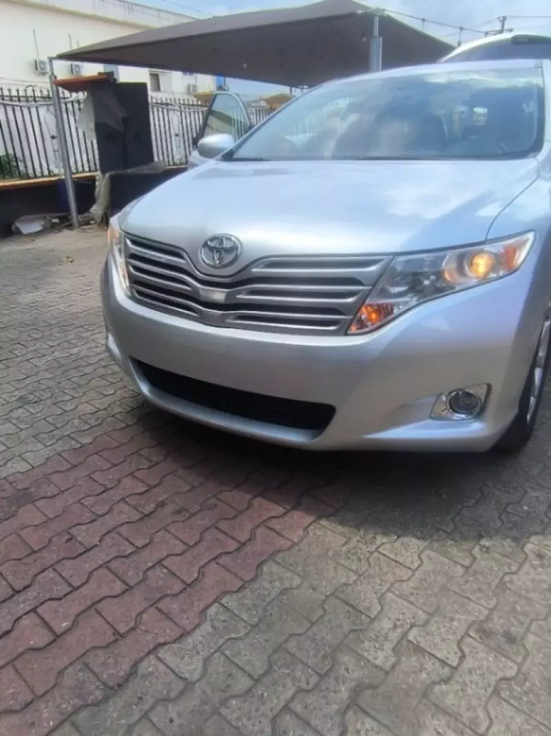 Toyota Venza   - 2010