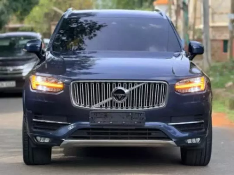 Volvo XC90   - 2019