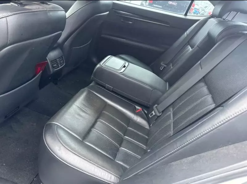 Lexus ES 350   - 2016