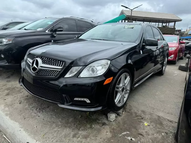 Mercedes-Benz E 350   - 2011