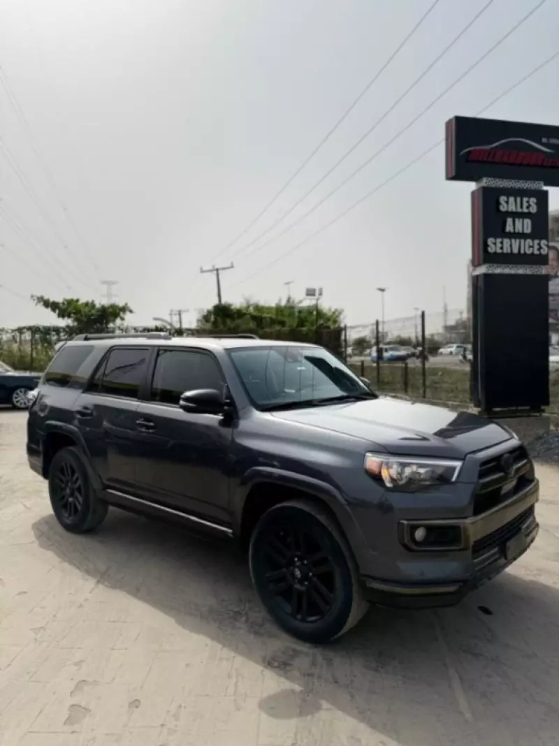 Toyota 4Runner - 2020
