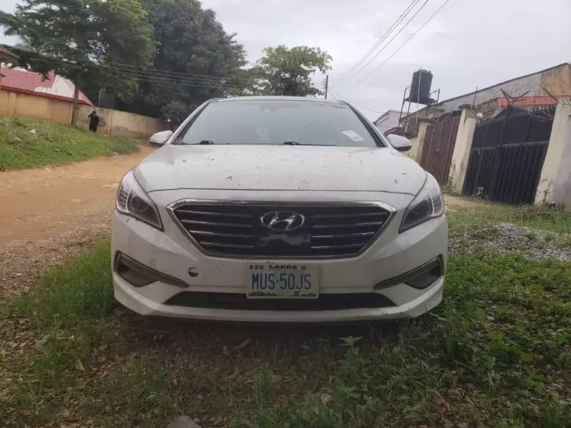 Hyundai Sonata   - 2015