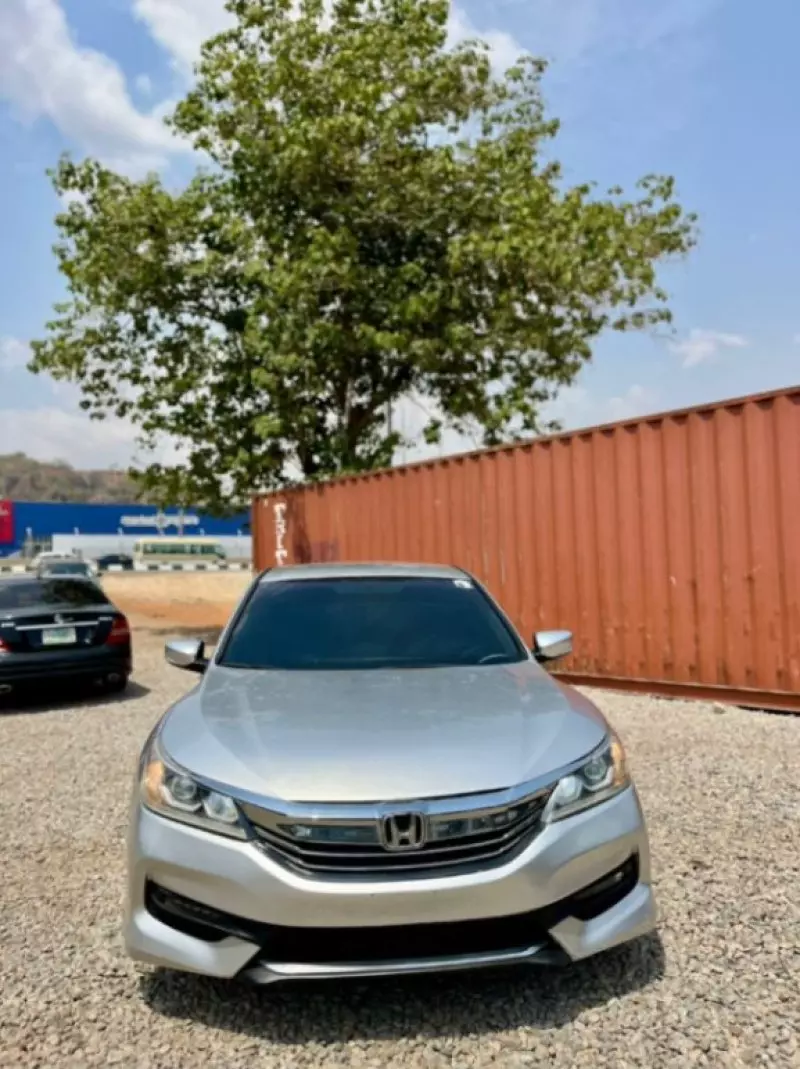 Honda Accord   - 2014